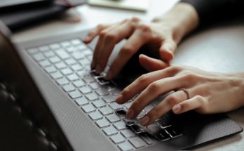 Cómo descargar e instalar Windows 11
